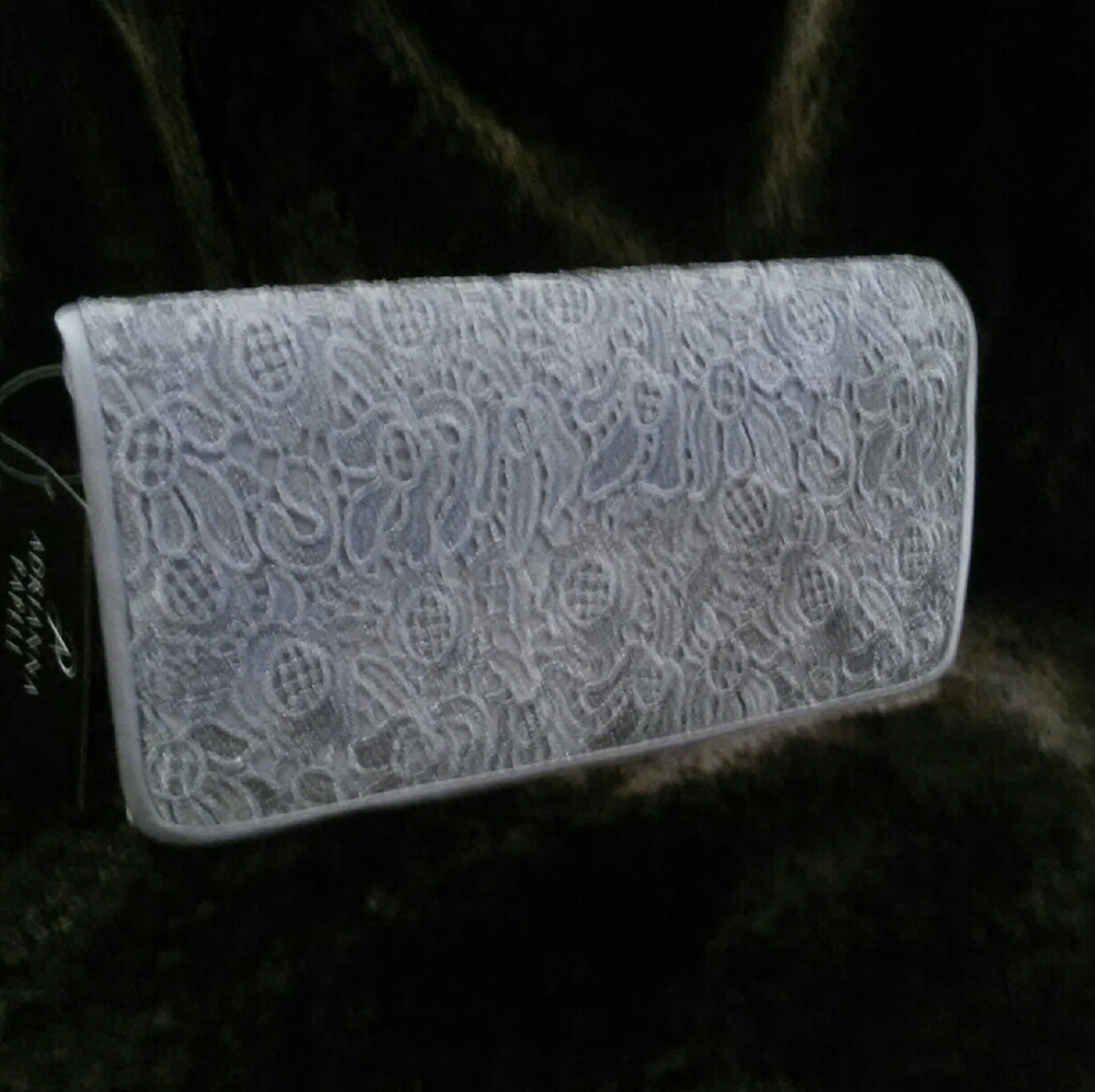 Clutch Purse - Picture 2 of 6